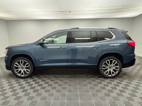 New 2026 GMC Acadia Denali Ultimate w/ LPO, Floor Liner Package AWD/4WD image 15