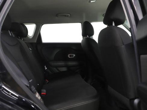 Used 2017 Kia Soul w/ Convenience Package image 12