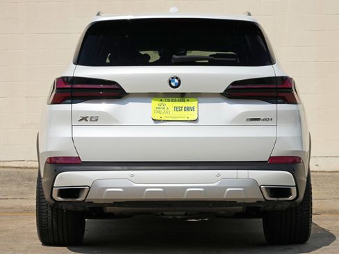 Used 2024 BMW X5 sDrive40i w/ Premium Package RWD image 11