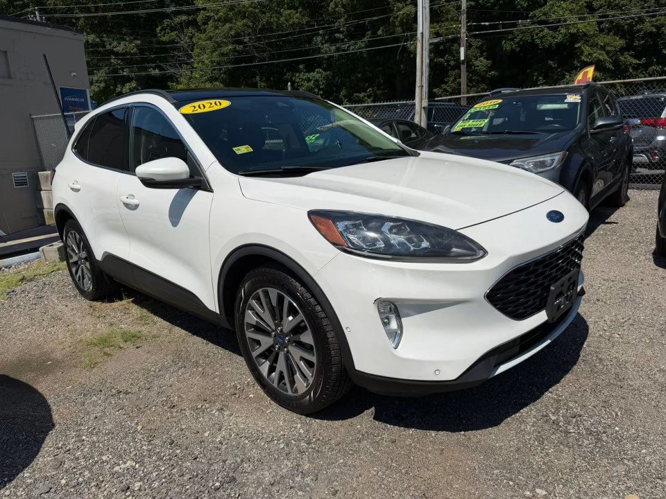 Used 2020 Ford Escape Titanium AWD/4WD image 5
