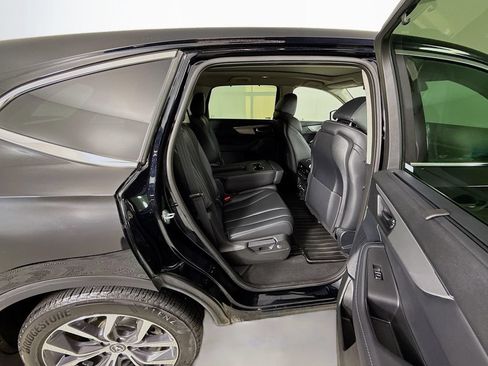 Used 2023 Acura MDX SH-AWD w/ Technology Package image 29