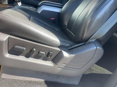 Used 2013 Ford F150 Lariat w/ Lariat Chrome Pkg image 19