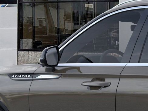 New 2025 Lincoln Aviator Premiere w/ Equipment Group 101A image 39