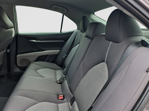 Used 2022 Toyota Camry LE FWD image 42