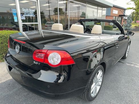 Used 2010 Volkswagen Eos Lux FWD image 3