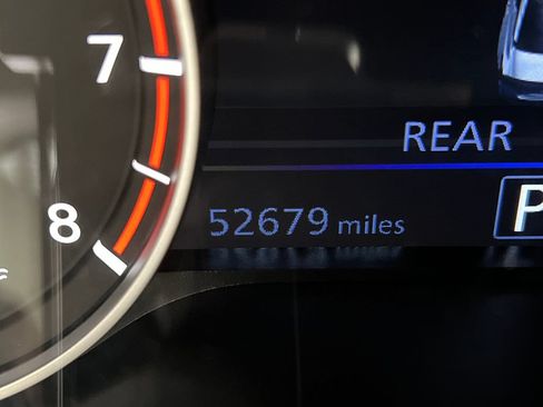 Used 2025 Nissan Altima 2.5 SV FWD image 46