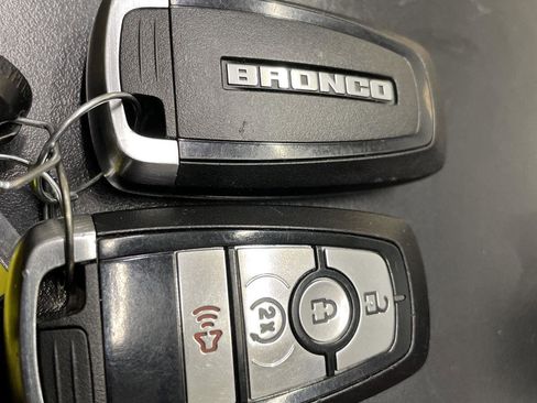 Used 2023 Ford Bronco Big Bend image 34