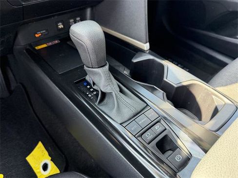 Certified 2025 Toyota Camry LE image 17