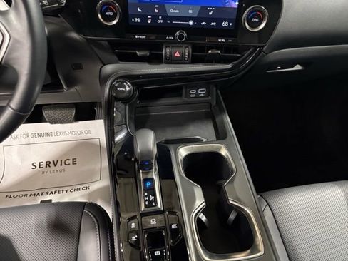 Used 2023 Lexus NX 350h 350h Base w/ Towing Package (2000 Lbs) image 20