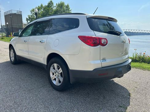 Used 2012 Chevrolet Traverse LT AWD/4WD image 3