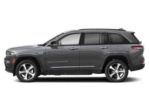 Used 2023 Jeep Grand Cherokee 4WD 4xe image 3