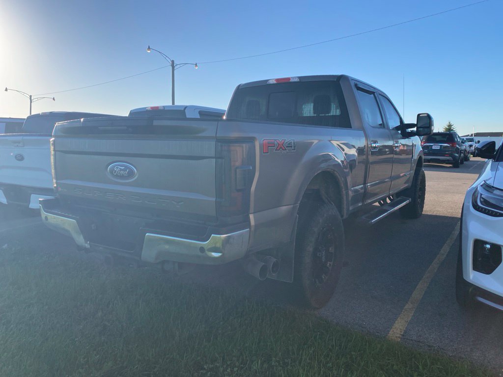 Used 2018 Ford F350 Lariat w/ Lariat Ultimate Package AWD/4WD image 10