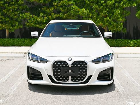 Used 2026 BMW 430i xDrive Coupe w/ M Sport Package AWD/4WD image 2