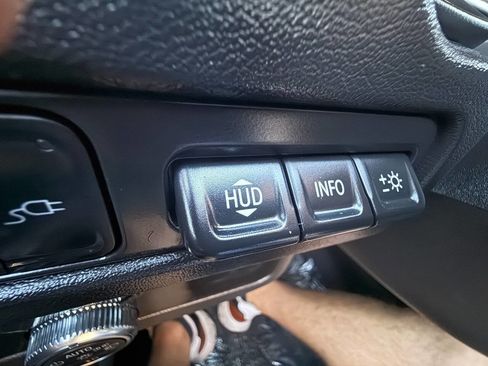 Used 2021 GMC Yukon XL AT4 w/ Technology Package image 32