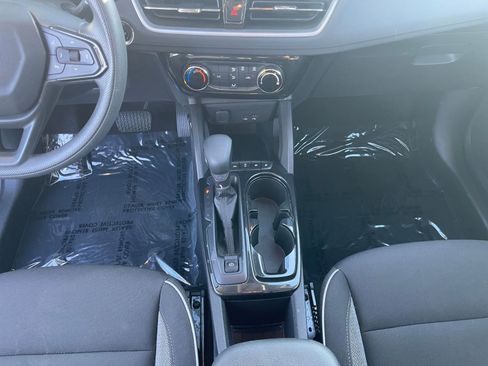 Used 2025 Chevrolet TrailBlazer LT image 39