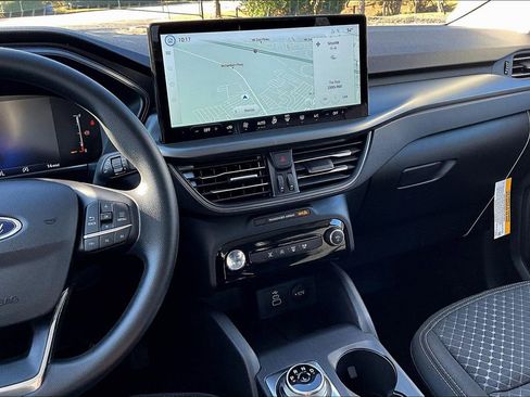New 2026 Ford Escape Active w/ Cold Weather Package FWD image 7