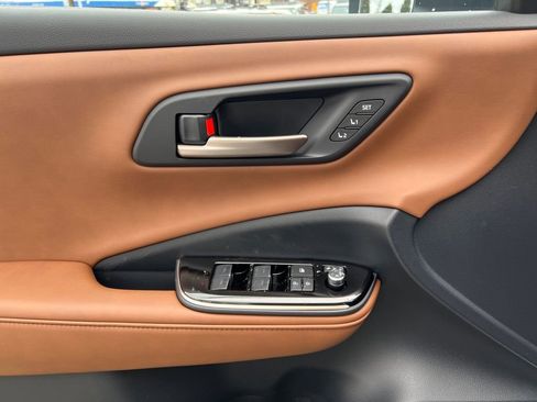 New 2026 Toyota Crown Signia Limited image 17