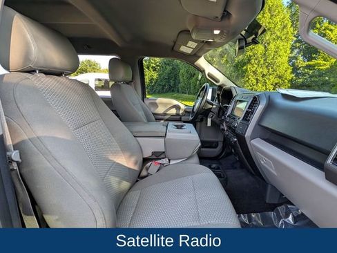 Used 2017 Ford F150 XLT w/ Equipment Group 301A Mid AWD/4WD image 13