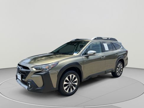 Used 2024 Subaru Outback Touring XT AWD/4WD image 1