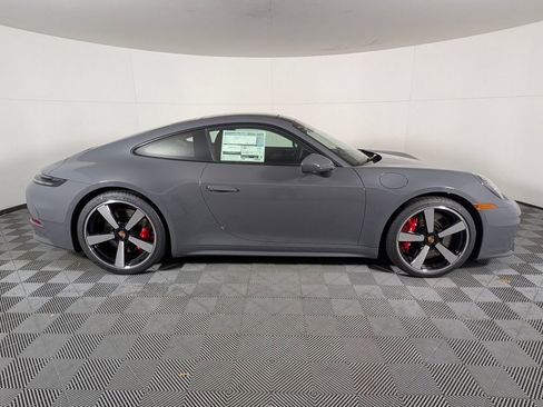 New 2026 Porsche 911 Carrera 4S image 8