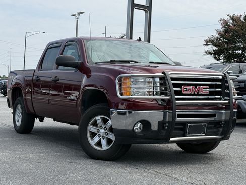 Used 2013 GMC Sierra 1500 SLE w/ Power Tech Package AWD/4WD image 2