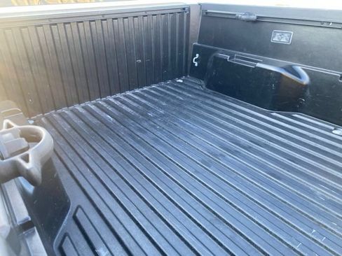 Certified 2025 Toyota Tacoma SR w/ SR Upgrade Package AWD/4WD image 12