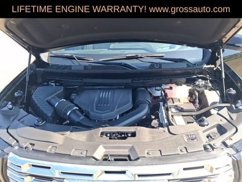 Used 2025 GMC Acadia Denali w/ LPO, Floor Liner Package AWD/4WD image 40