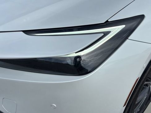 Used 2026 Toyota Prius Limited w/ Limited Premium Package FWD image 26