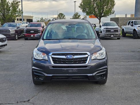 Used 2017 Subaru Forester 2.5i w/ Alloy Wheel Package AWD/4WD image 12