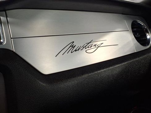 Used 2013 Ford Mustang Premium image 15