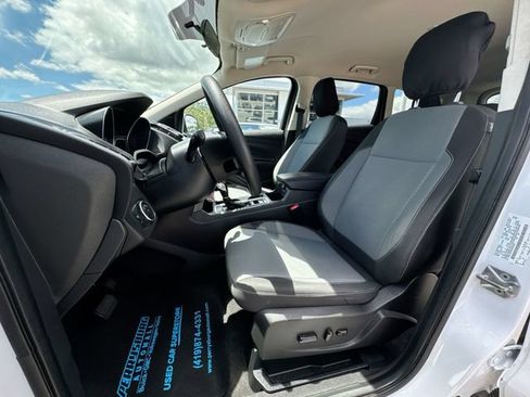 Used 2018 Ford Escape SE FWD image 17