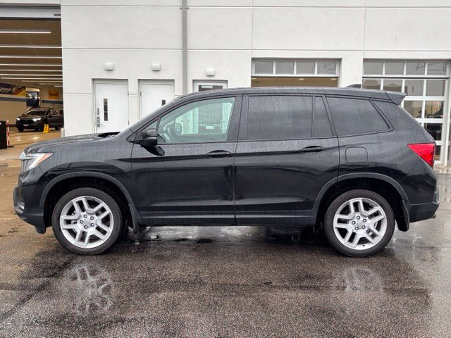 Used 2024 Honda Passport EX-L image 3