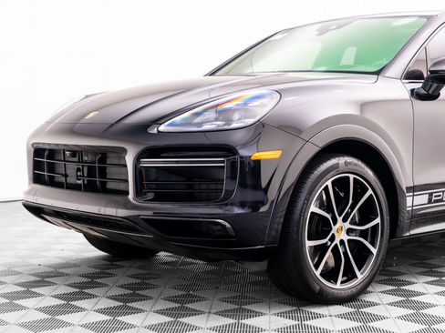 Used 2022 Porsche Cayenne Turbo AWD/4WD image 41
