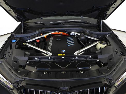 Certified 2023 BMW X5 xDrive45e w/ M Sport Package image 6