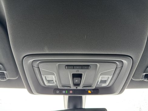 Used 2020 Chevrolet Silverado 1500 LT Trail Boss image 32