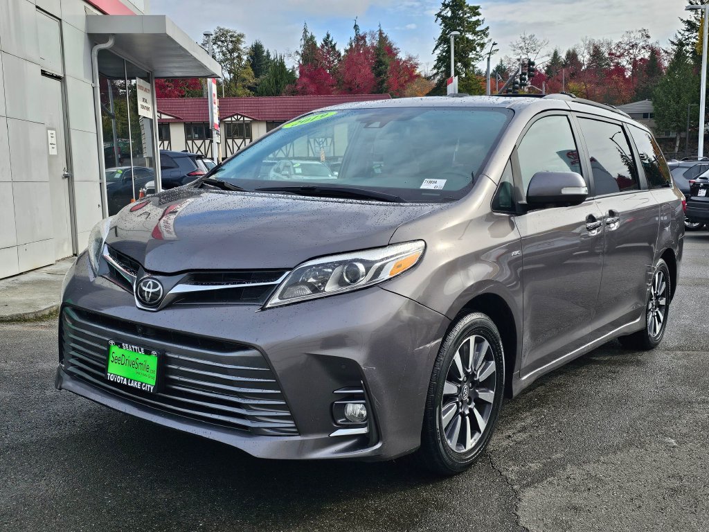Used 2019 Toyota Sienna Limited Premium AWD/4WD image 3