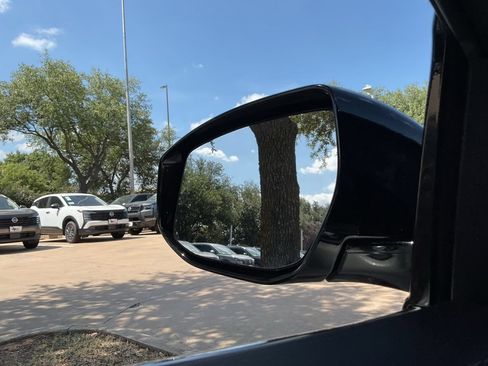 Used 2020 Nissan Maxima 3.5 SV w/ Floor Mat Group FWD image 17
