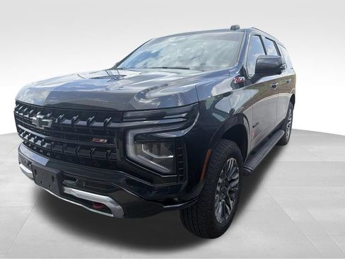 Used 2025 Chevrolet Tahoe Z71 w/ Comfort Package AWD/4WD image 11