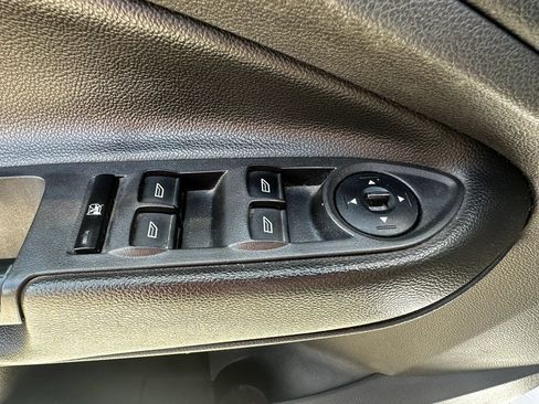 Used 2016 Ford Escape S FWD image 18