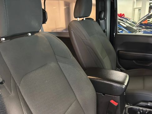 Used 2019 Jeep Wrangler Sport AWD/4WD image 11