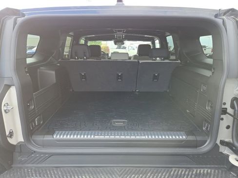 New 2026 GMC Hummer EV SUV image 24