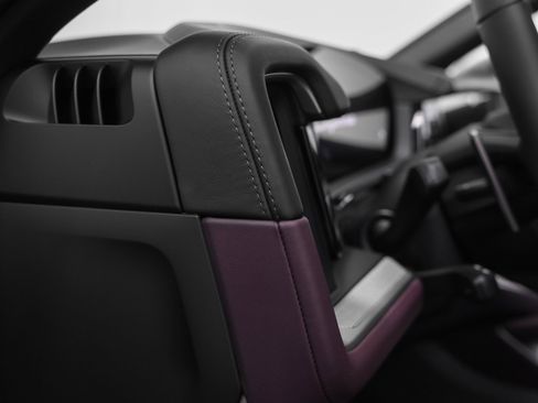 New 2026 Porsche Cayenne Coupe image 33