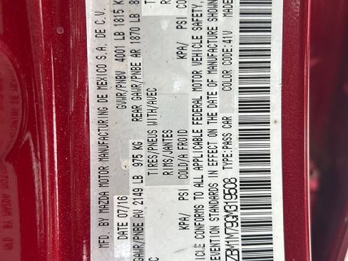 Used 2016 MAZDA MAZDA3 i Touring w/ Popular Equipment Package image 27