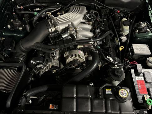 Used 2001 Ford Mustang GT image 62