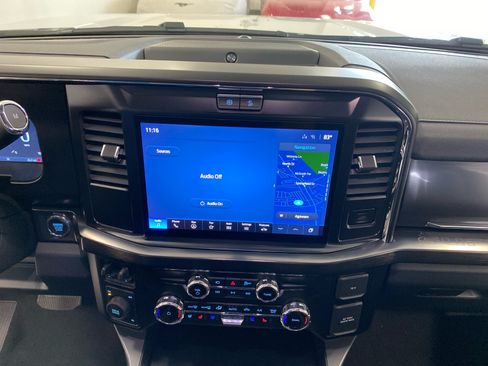 New 2026 Ford F250 Lariat w/ Black Appearance Package AWD/4WD image 24
