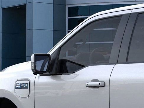 New 2025 Ford F150 Lightning Lariat image 78