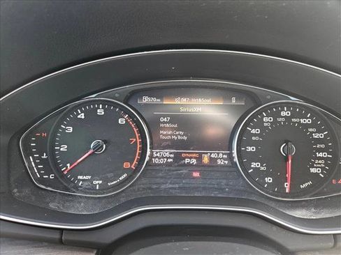 Used 2023 Audi Q5 2.0T Premium w/ Convenience Package AWD/4WD image 11