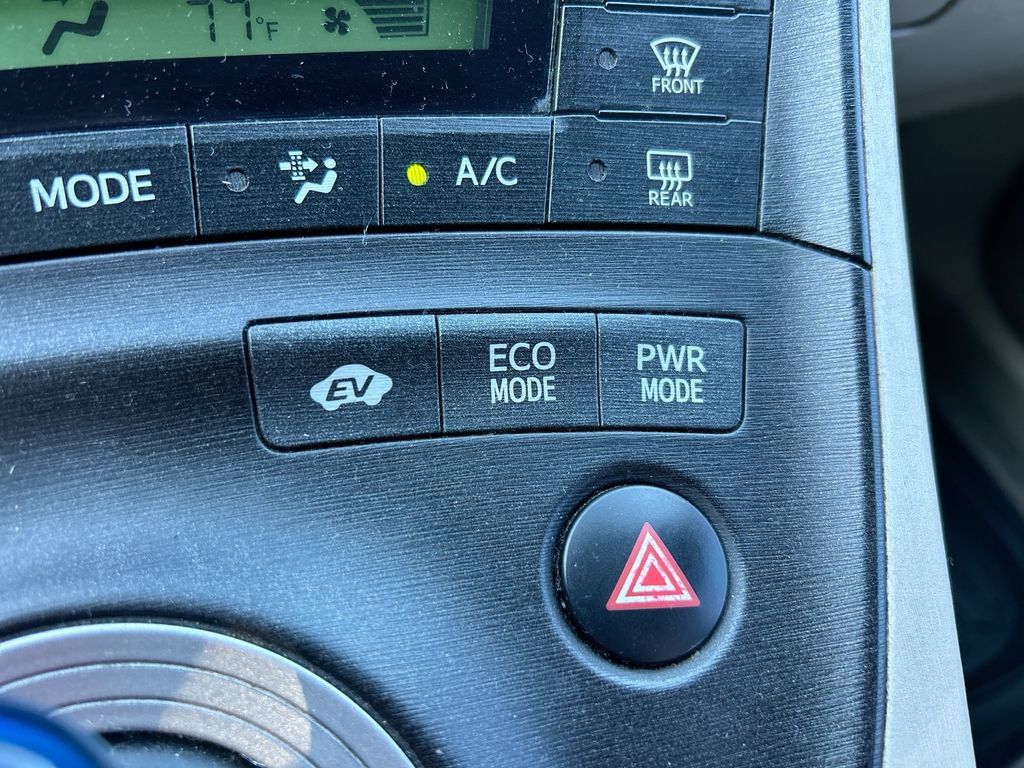 Used 2011 Toyota Prius Two FWD image 31