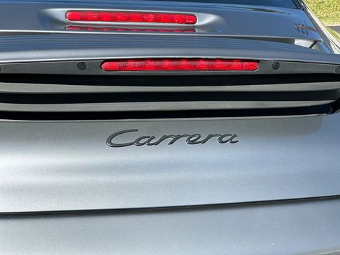 Used 2001 Porsche 911 Carrera 4 image 24