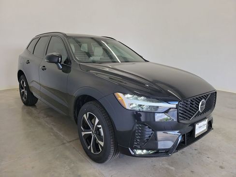 New 2026 Volvo XC60 B5 Core AWD/4WD image 4